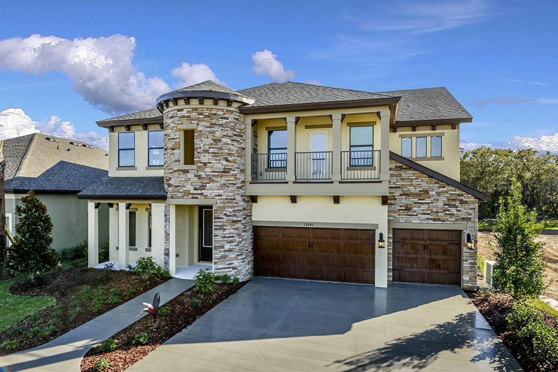 Granada Model TR floorplan - Exterior