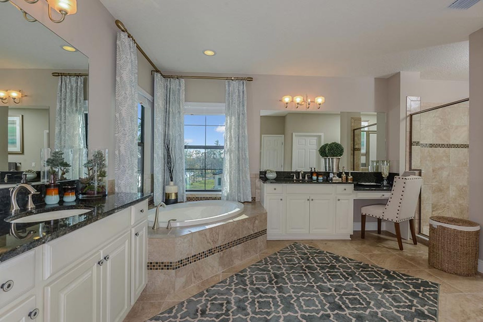 Granada Model TR floorplan - Second Owner's Bath