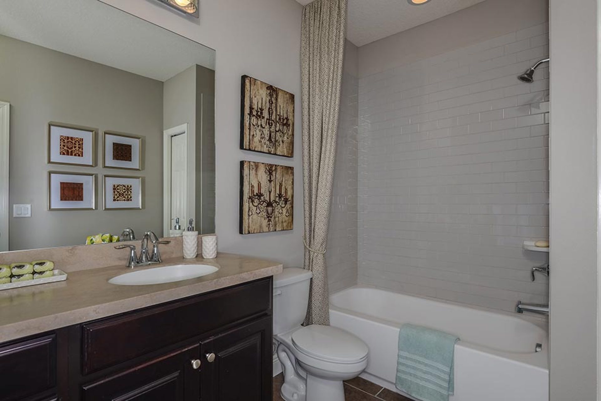 Granada Model TR floorplan - Bath