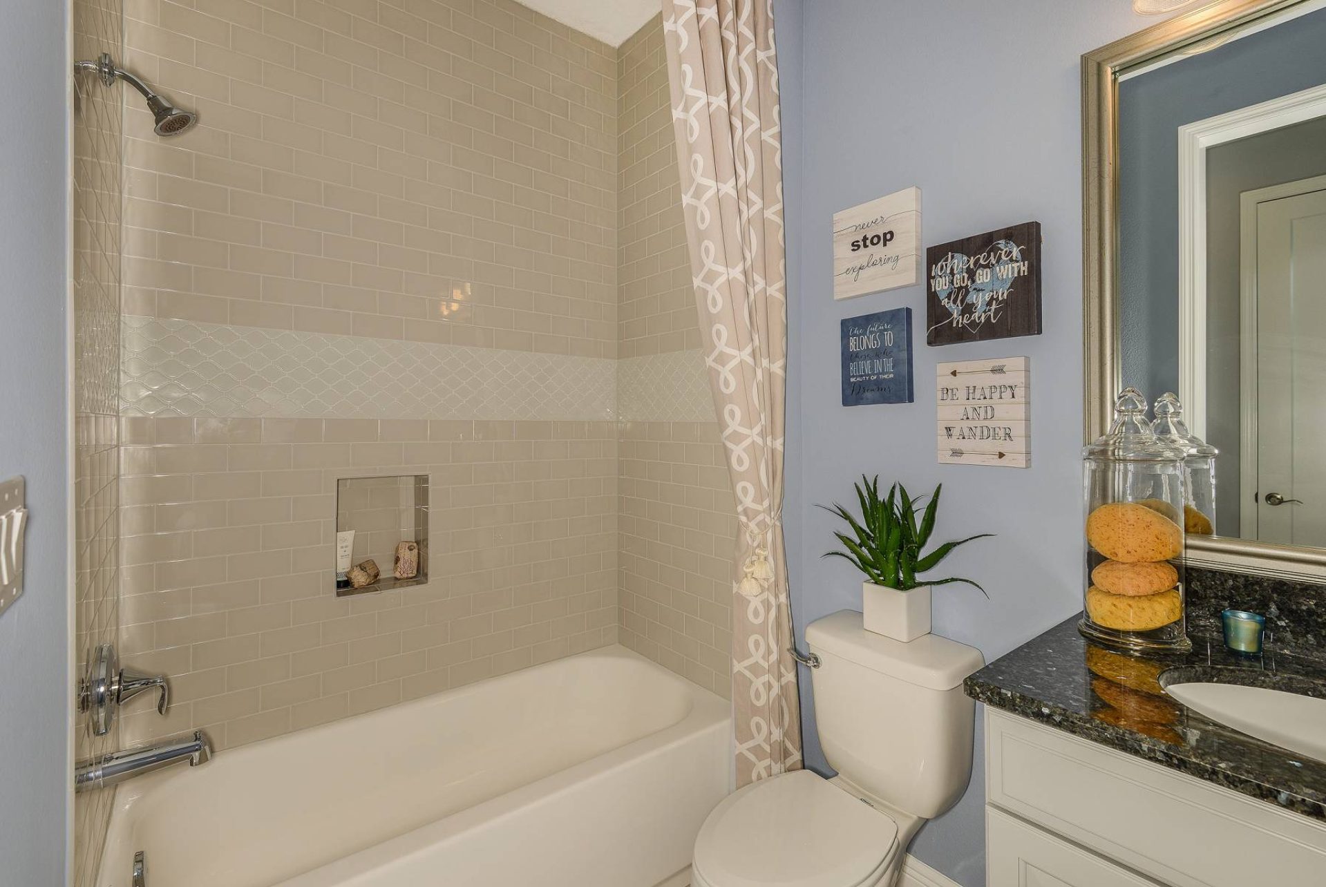 Waterset Bayshore - Secondary Bath