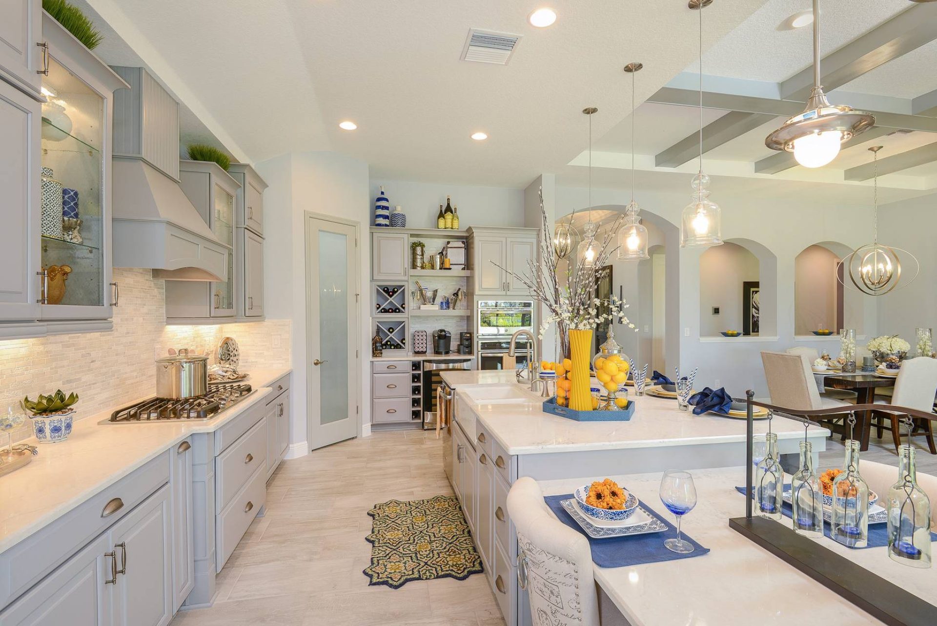 Waterset Bayshore - Kitchen to Foyer