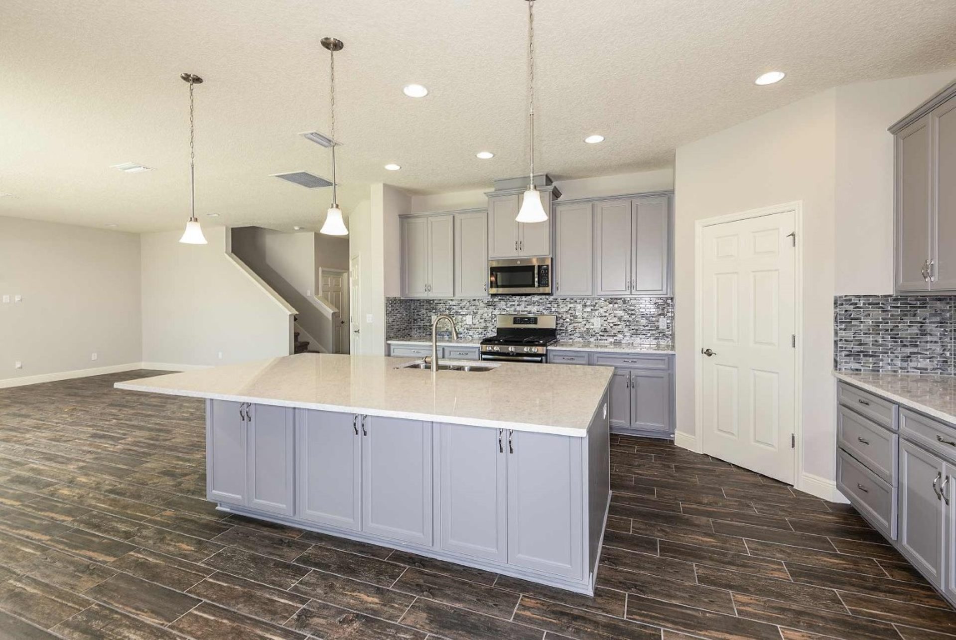 Kingfisher   |   Kitchen