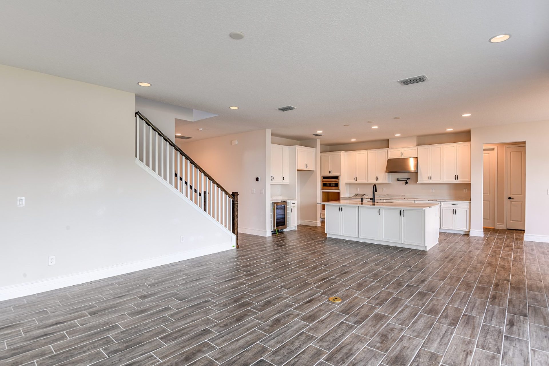 Westshore II   |   Gourmet Kitchen & Grand Room