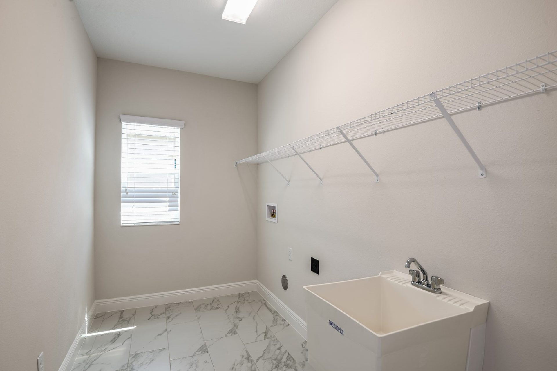 Hyde Park III   |  Laundry Room