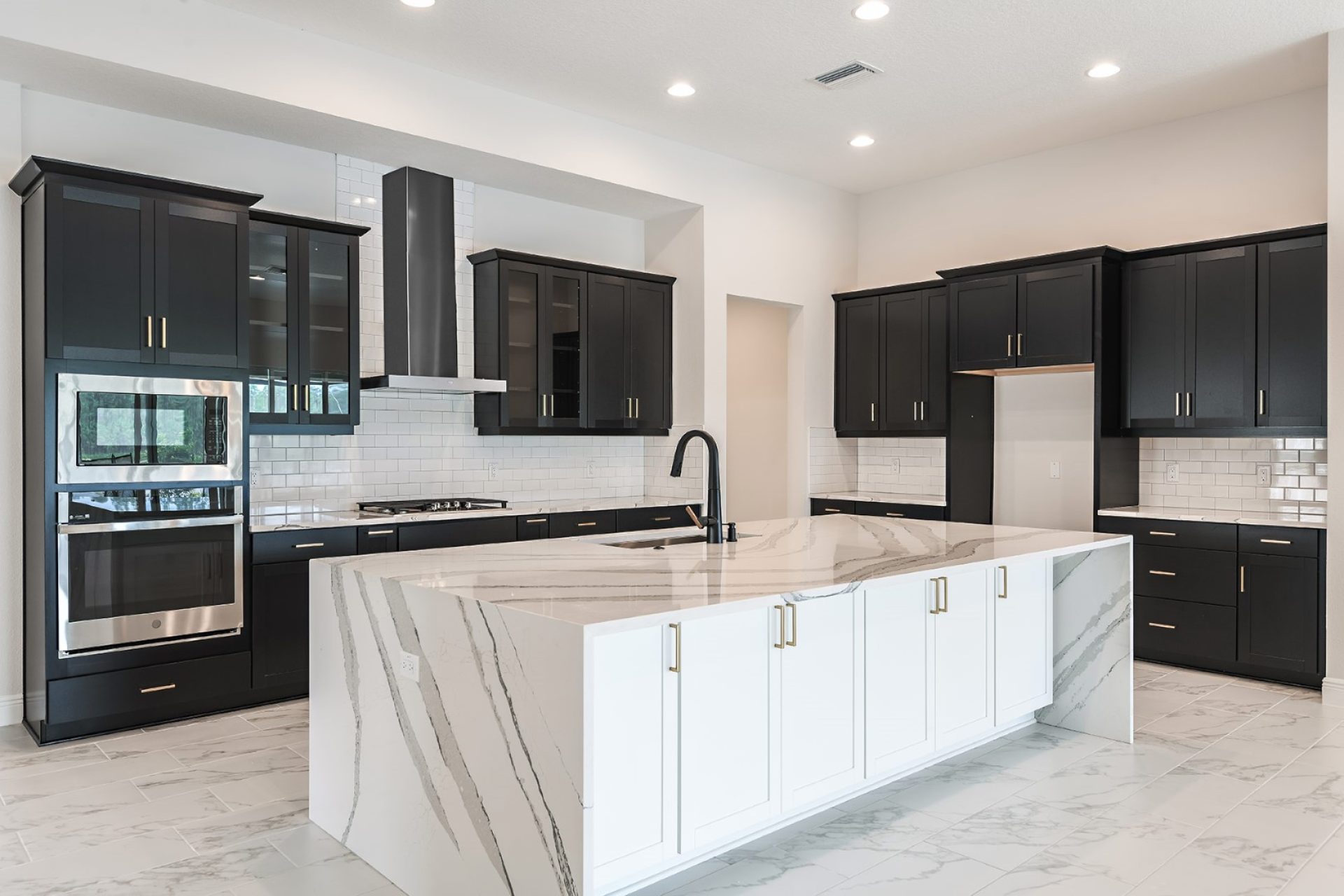 Hyde Park III   |   Gourmet Kitchen