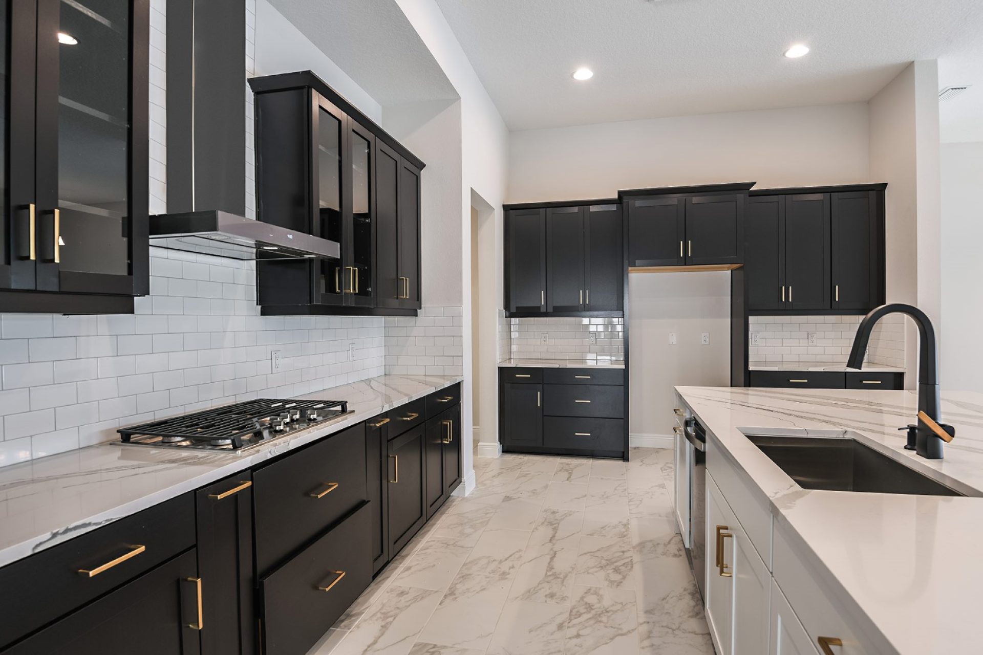 Hyde Park III   |   Gourmet Kitchen