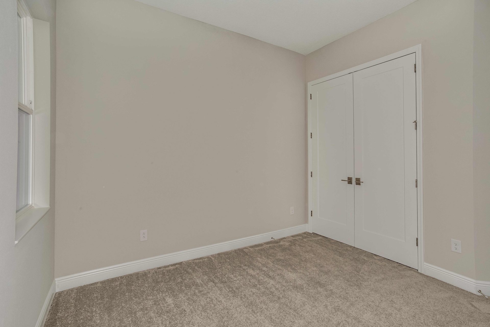 Key Largo II - Coastal White Interior